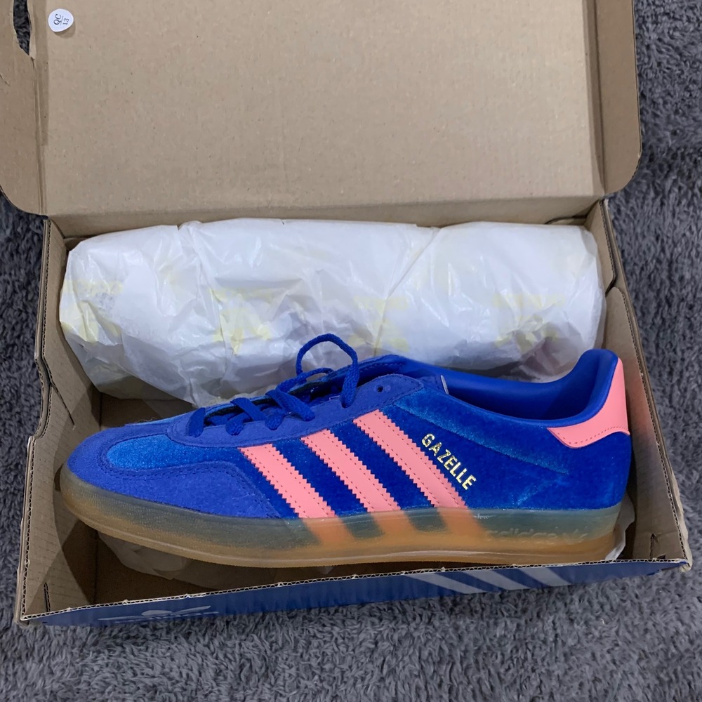 Adidas Gazelle Indoor Women Blue Pink Gum IG6785 Velvet Suede Sneakers Size 7